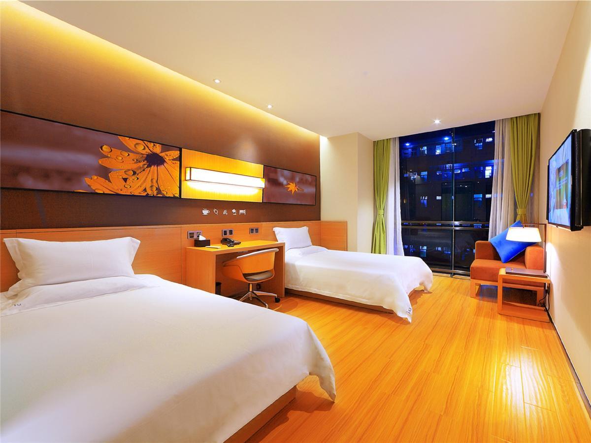 Iu Hotel Anshun Zhenning Huangguoshu Scenic Area Passenger Center Zewnętrze zdjęcie